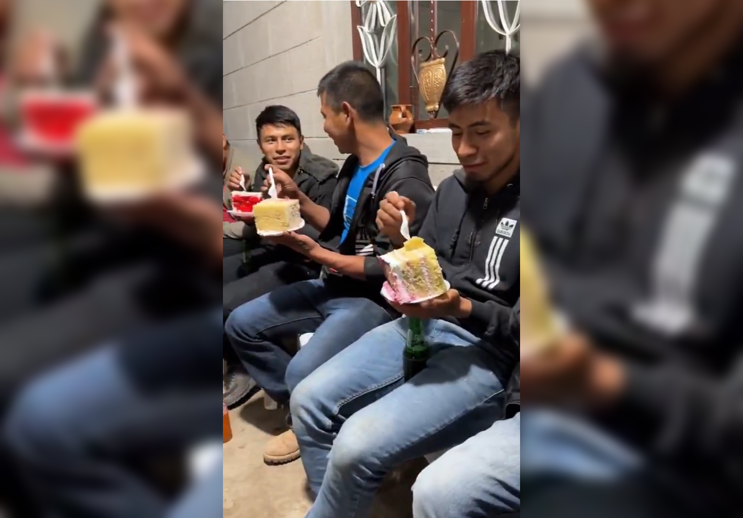 Un video viral muestra una fiesta donde los organizadores repartieron porciones gigantes de pastel, desafiando la "tacañería" tradicional de los cumpleaños en San Vicente. Foto: Cortesía.