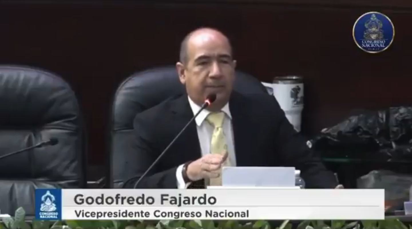 Honduras contempla adoptar el modelo “Bukele” contra la delincuencia
