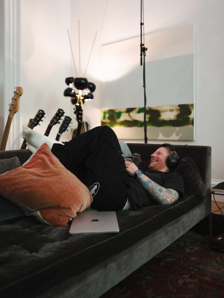 Del escenario al hogar: Ed Sheeran anuncia descanso para vivir plenamente la paternidad