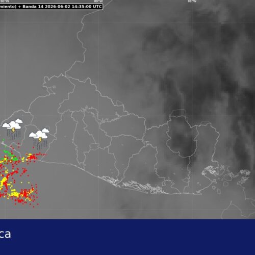 El MARN reporta cielos nublados y fuerte actividad eléctrica en el occidente, tras registrar acumulados de agua de hasta 66.8 milímetros en Santa Ana y Chalatenango. Foto: MARN.