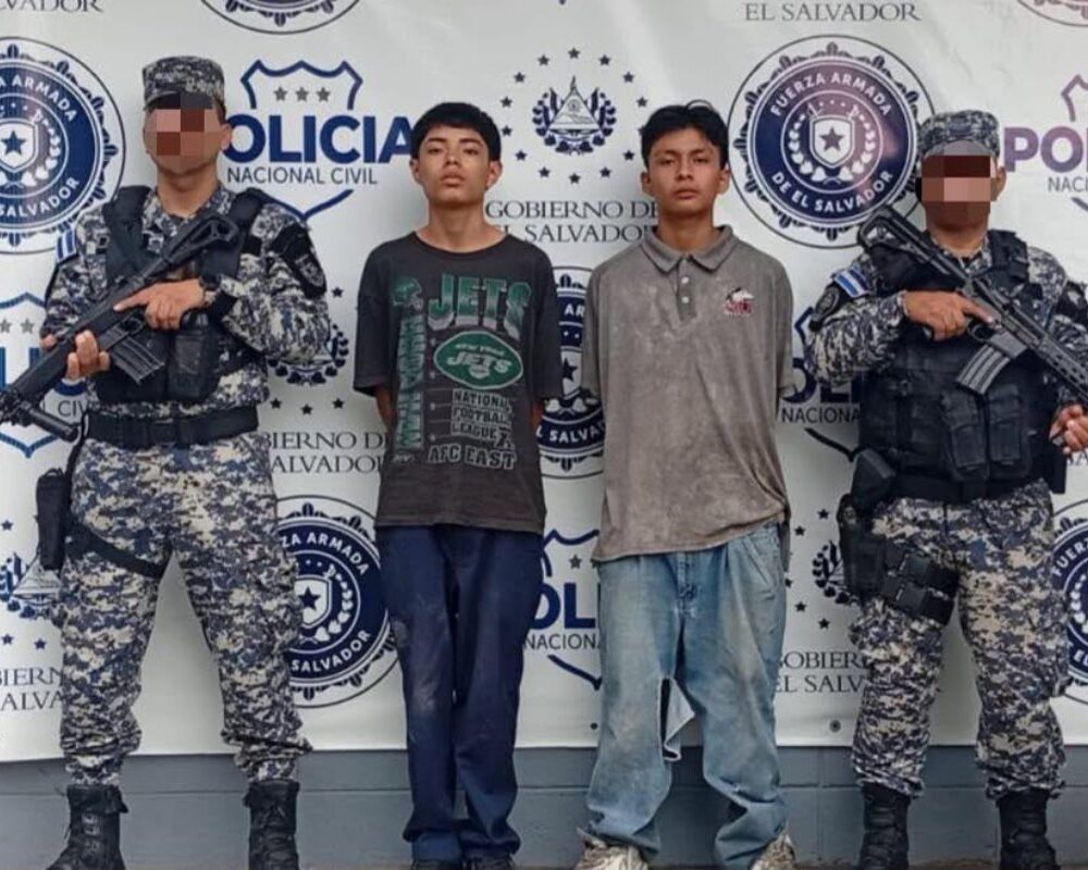 Isaías Vásquez Cortez y José Ramos Palacios, pandilleros de la 18S, fueron detenidos por la PNC en Soyapango tras intentar reactivar actividades delictivas. La denuncia ciudadana en redes sociales fue clave. Foto: PNCSV.