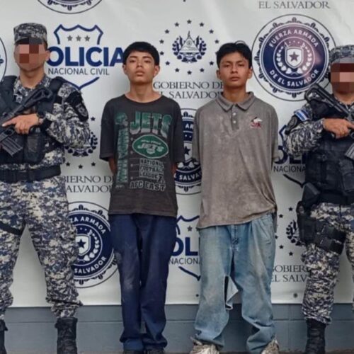 Isaías Vásquez Cortez y José Ramos Palacios, pandilleros de la 18S, fueron detenidos por la PNC en Soyapango tras intentar reactivar actividades delictivas. La denuncia ciudadana en redes sociales fue clave. Foto: PNCSV.