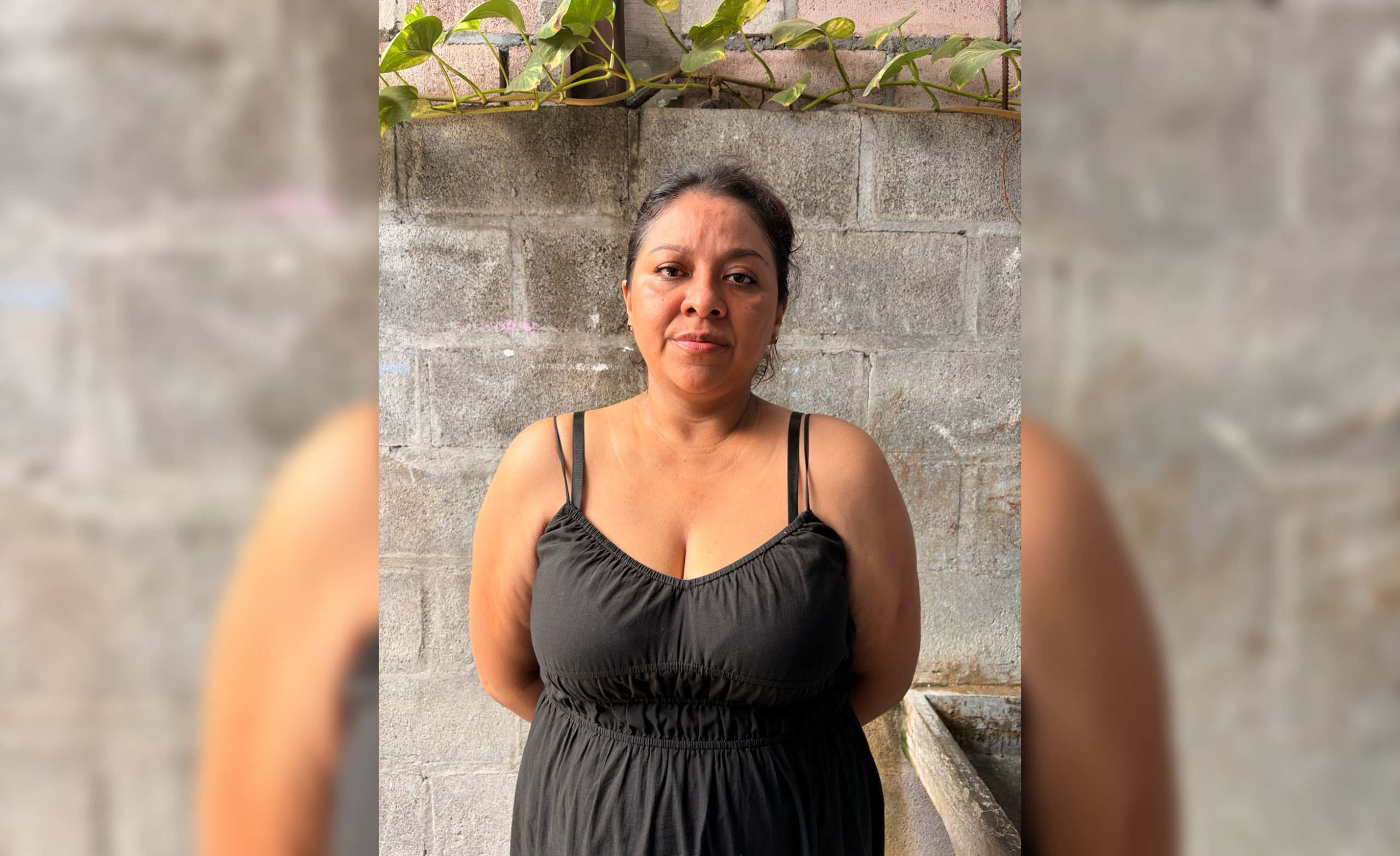La FGR y la PNC allanaron una vivienda en San Miguel Centro, donde decomisaron dispositivos móviles y rescataron a menores de edad retenidos. La imputada enfrenta cargos por pornografía. Foto: FGRS_V.