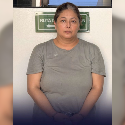 El Juzgado Séptimo de Paz dictó detención provisional contra Tránsito Guadalupe Marroquín, acusada de estafa agravada por engañar a 11 parejas con servicios de bodas. El perjuicio supera los $19,651. Foto: @FGR_SV