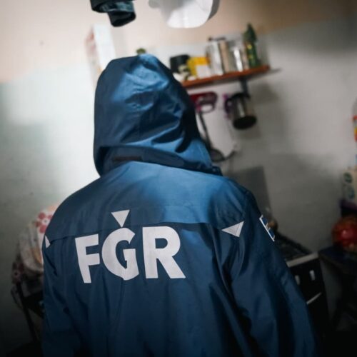 La Fiscalía y la PNC ejecutaron allanamientos que dejaron varios detenidos y decomisos de droga en Sonsonate, Sonzacate y San Antonio del Monte. Un golpe al narcotráfico. @Foto: FGR_SV