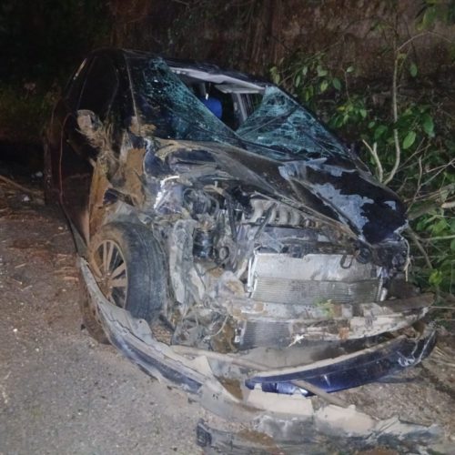 El accidente ocurrió en el kilómetro 57 de la Carretera Panamericana. Dos motociclistas perdieron la vida al chocar con un automóvil. El conductor del vehículo resultó herido y fue trasladado. Foto: @CvsOficial