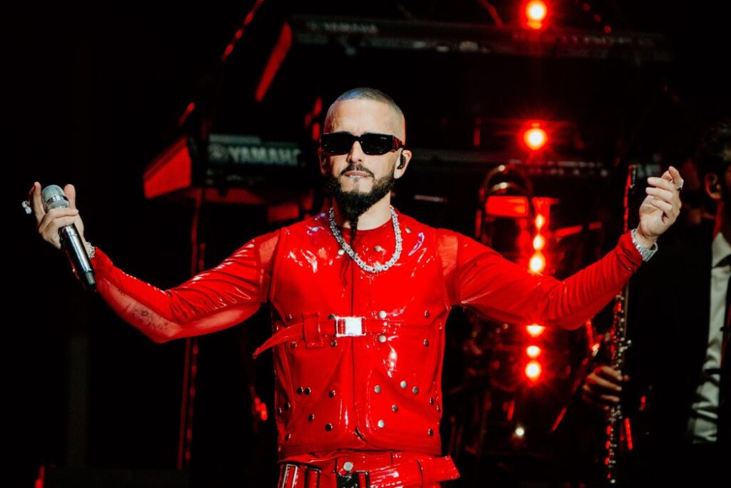El "Capitán" Yandel llenó el Estadio Cuscatlán con su espectáculo Yandel Sinfónico, fusionando reggaetón y música clásica. Foto: Instagram @Yandel