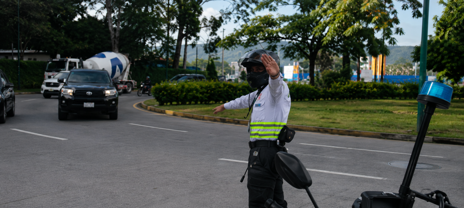 El VMT reporta tráfico normalizado en El Salvador esta mañana. Cierre programado en Los Chorros este fin de semana. Foto: @VMTElSalvador - ilustración.