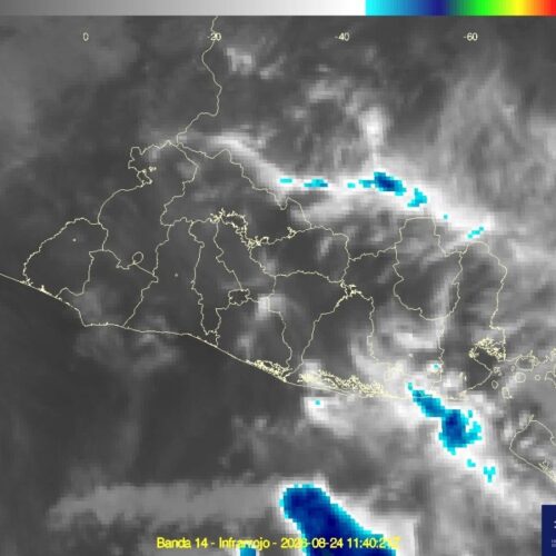 El MARN reporta condiciones estables para este lunes 24 de agosto de 2026: cielo poco nublado, sin lluvias y temperaturas cálidas en todo el país. Foto: @MedioAmbienteSV.