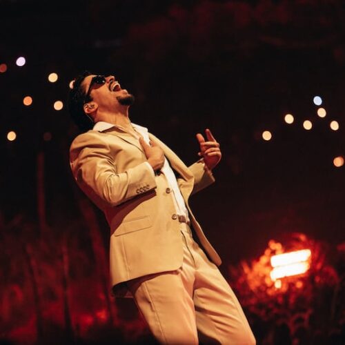 Bad Bunny cerrará su gira mundial "DeBÍ TiRAR MáS FOToS World Tour" con dos conciertos los días 22 y 23 de agosto en el Estadio Hiram Bithorn, en Puerto Rico. Foto: AME9863. SAN JUAN (PUERTO RICO), 15/09/2025. - EFE/ Eric Rojas.