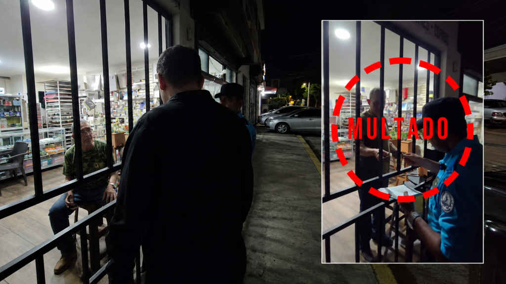 La Alcaldía de San Salvador intervino a un hombre que cobraba $5 por estacionar en la vía pública. Agentes del CAM devolvieron el dinero a los conductores y aplicaron sanciones. La medida forma parte de una campaña permanente para garantizar el uso libre de los espacios públicos. Foto: Alcaldía de San Salvador Centro / X @marioduran