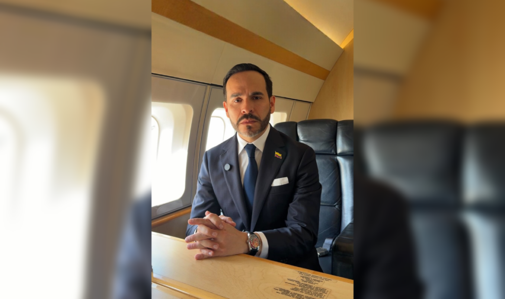 El presidente Abelardo de la Espriella suspendió su agenda para liderar las acciones de rescate tras el sismo de 7.4 en Colombia. Un Puesto de Mando Unificado fue instalado en la UNGRD. Foto: Presidencia de Colombia.