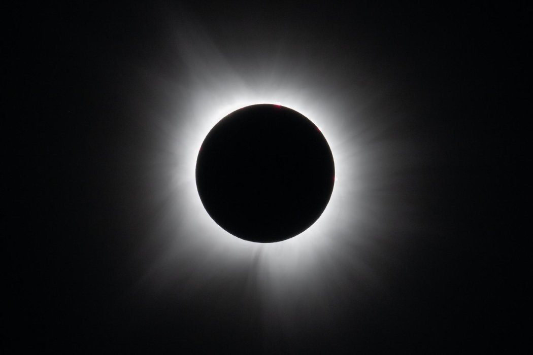 El 12 de agosto de 2026, el eclipse solar total oscurecerá el Ártico, Islandia y España. Será el único del siglo XXI visible en Europa continental. Foto: NASA.
