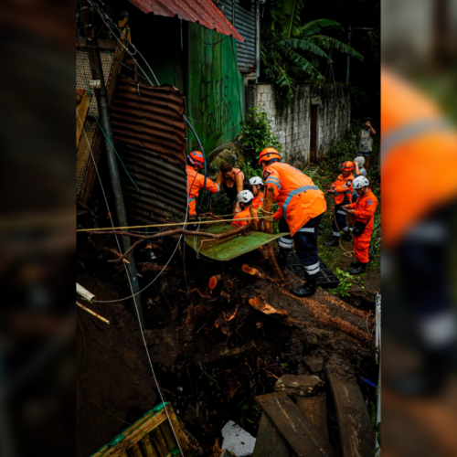 Equipos de Bomberos y Protección Civil finalizaron las labores de rescate y despeje en la zona del incidente. Foto: @PROCIVILSV.