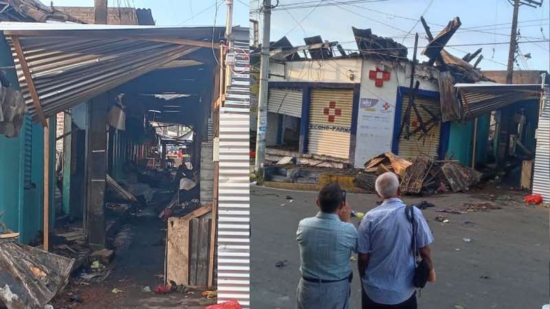 Vista de los daños en el mercado de Armenia tras el incendio. destrucción estructural y la acumulación de escombros en los puestos comerciales y locales afectados. Foto: Cortesía.