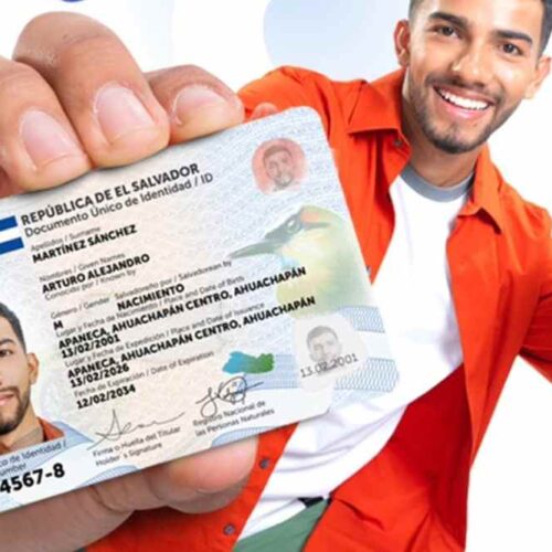 La plataforma DUI.SV permite a los salvadoreños renovar su documento desde casa mediante verificación biométrica.