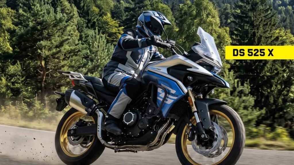 La VOGE DS525X es uno de los modelos que promete revolucionar las rutas de aventura en El Salvador. Cortesía.
