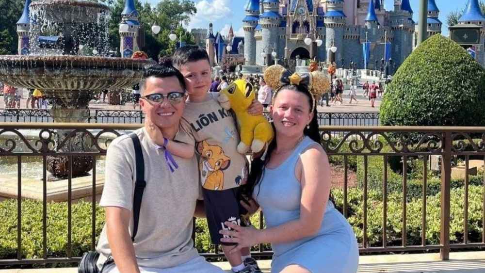 Sara Sanchez y su pequeña hija fallecieron tras el naufragio ocurrido en el Puerto de Nueva York. El padre y esposo, Andres Garcia, sobrevivió al incidente. Foto: Cortesía.