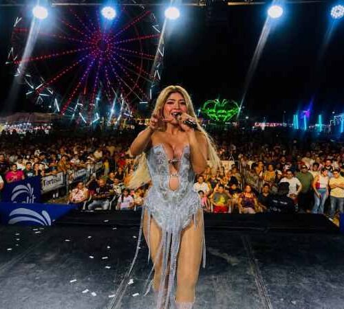Julissa Ventura se prepara para llevar su estilo tropical a escenarios de España e Italia en septiembre de 2026. Foto: Facebook / JulissaVentura.sv