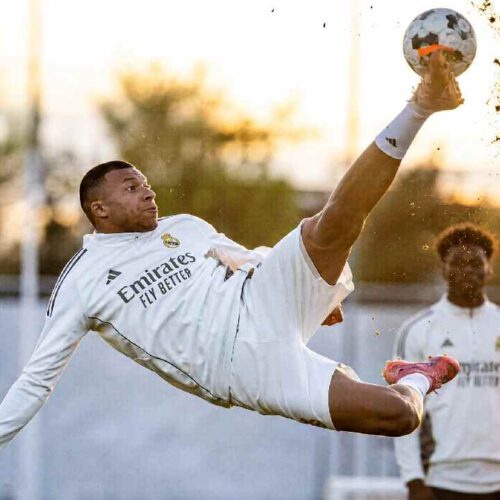 Kylian Mbappé destacó en su primer entrenamiento con el Real Madrid, tras una destacada participación en el Mundial 2026. Manus
