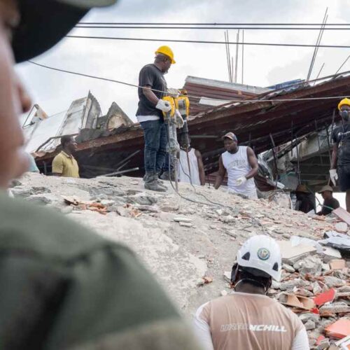 Labores de rescate y Puesto de Mando Unificado tras el terremoto en Colombia que afecta al Chocó. Foto: Cortesía.