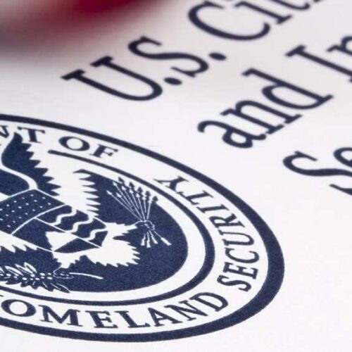 La designación de TPS para El Salvador permanece vigente hasta septiembre de 2026, según confirmaron las autoridades de USCIS. Foto: Archivo