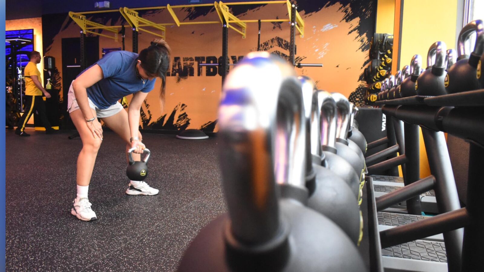 El nuevo gimnasio Smart Fit abrió en Plaza Centro, en el Centro Histórico de San Salvador, con cerca de 1,000 usuarios inscritos, según la empresa. Foto: Juan José López / Publimetro El Salvador