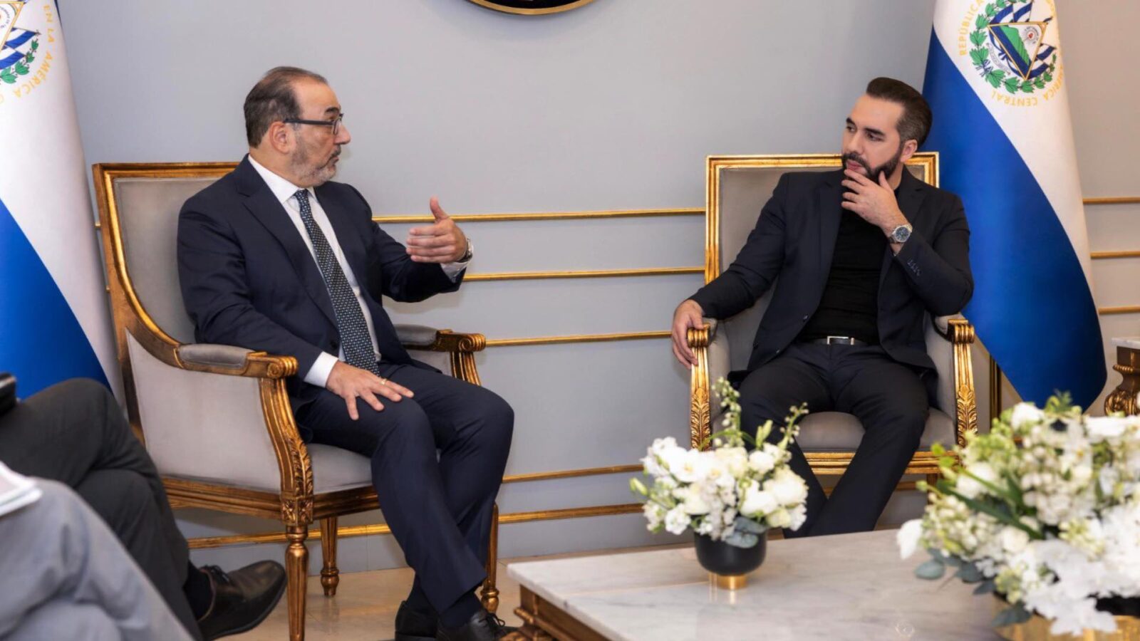 CAF y El Salvador buscan ampliar la inversión en educación, salud, infraestructura aeronáutica y recuperación de espacios públicos tras la reunión entre Sergio Díaz-Granados y Nayib Bukele. Cortesía.