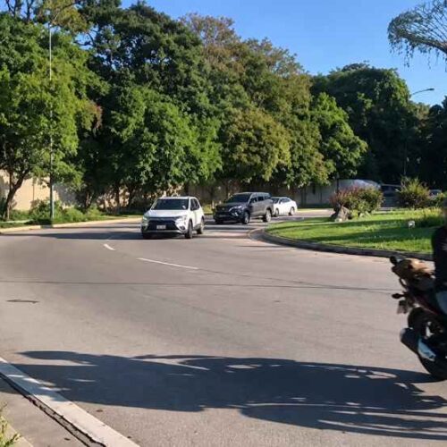 Los Chorros, Constitución, Comalapa y otros corredores forman parte de los puntos estratégicos del tráfico para quienes se desplazan hacia el Área Metropolitana de San Salvador. Foto: @VMT_SV.