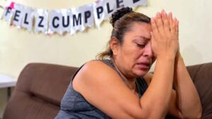 Yanira Berríos apareció llorando en un video compartido con sus seguidores y aseguró que no se sentía bien. Foto: captura de video / redes sociales.