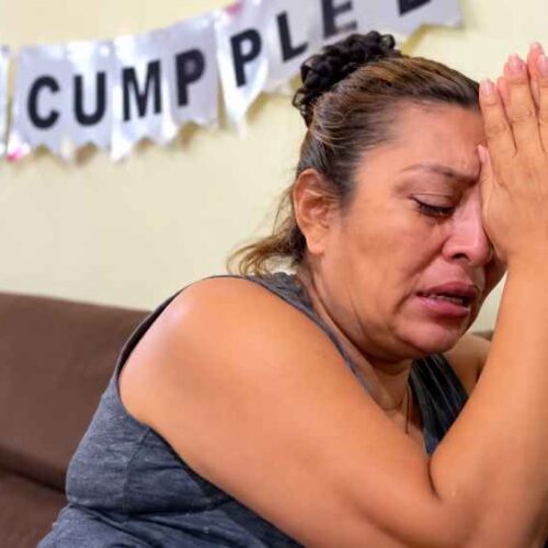 Yanira Berríos apareció llorando en un video compartido con sus seguidores y aseguró que no se sentía bien. Foto: captura de video / redes sociales.