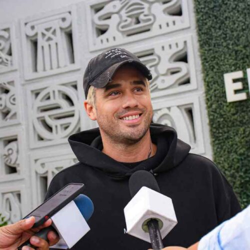 el artista español Mr. Drip realizará una obra en vivo este domingo en el Centro Histórico e invitará al público a participar en su creación. Foto: @SecPrensaSV.