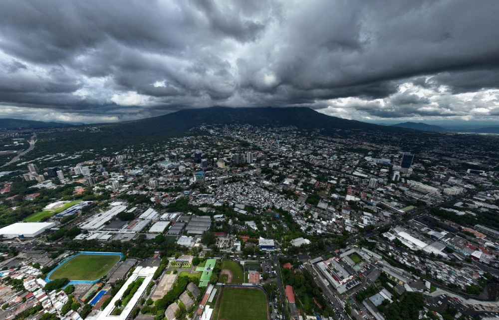El Clima de este miércoles estará marcado por cielo mayormente nublado y lluvias en diferentes sectores de El Salvador. Foto: @MedioAmbienteSV.