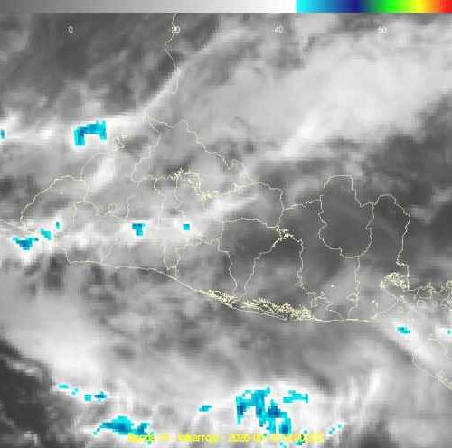 El clima mantendrá una mañana sin lluvias este viernes, aunque las temperaturas podrían alcanzar los 36 °C en el oriente de El Salvador. Foto: @MedioAmbienteSV.