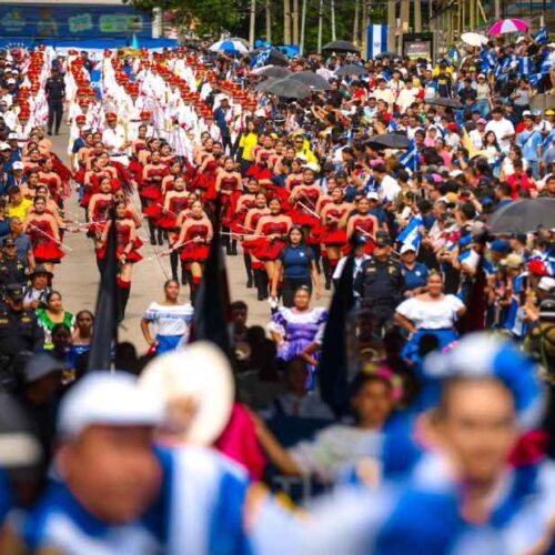 Guatemala, El Salvador, Honduras, Nicaragua y Costa Rica conmemoran este 15 de septiembre 205 años de Independencia con diferentes tradiciones cívicas. Foto: @SecPrensaSV.