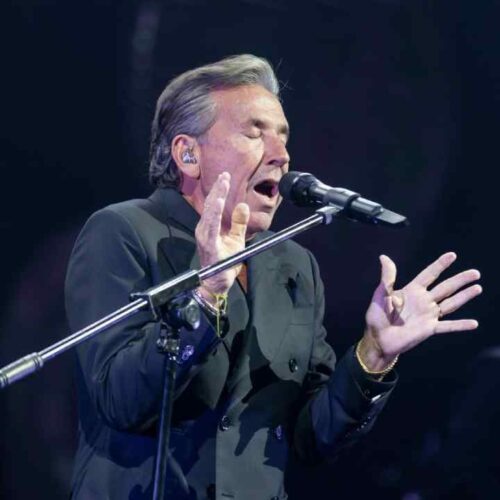 Ricardo Montaner llegará este sábado 3 de octubre al Gimnasio Nacional José Adolfo Pineda, en San Salvador, como parte de la gira “El Último Regreso”. Foto: [crédito según imagen utilizada].