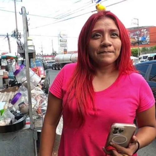 Una comerciante de Soyapango pidió una reubicación después del retiro de puestos realizado durante el proceso de recuperación de calles y aceras. Foto: Juan José López / Publimetro El Salvador.