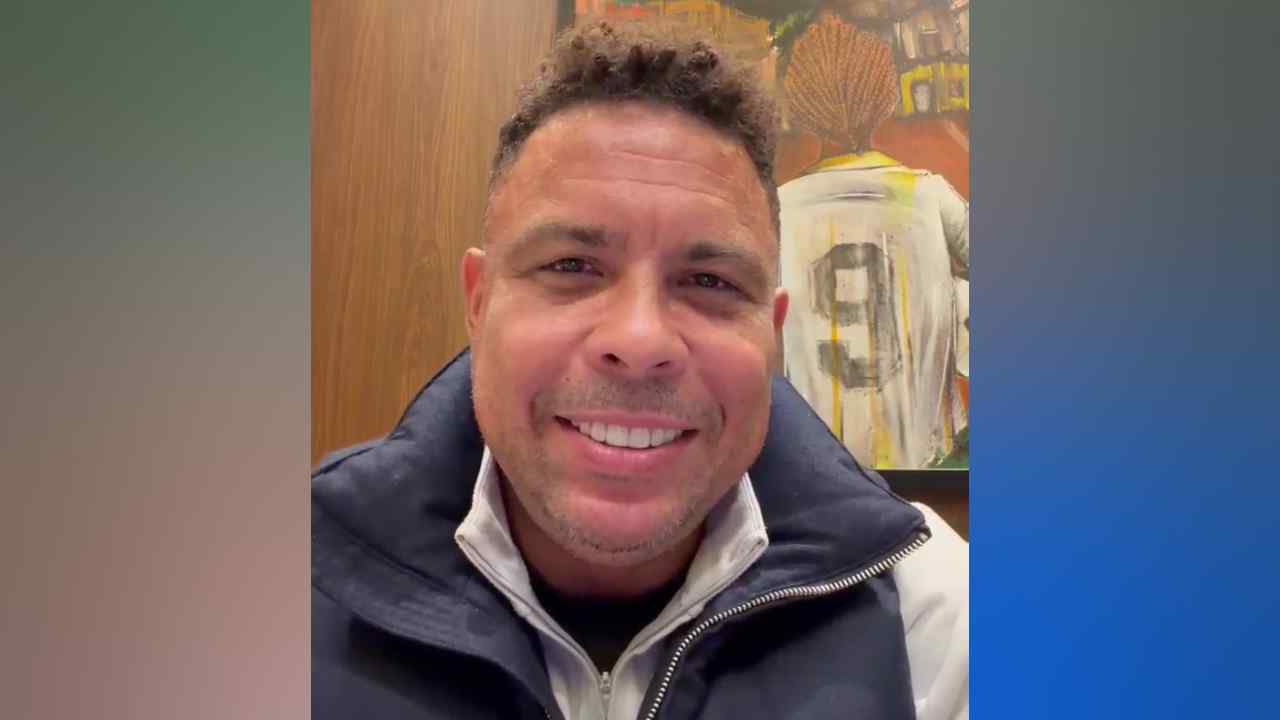 Ronaldo cumplió 50 años y volvió a bromear sobre las dos fechas asociadas a su cumpleaños. Captura de pantalla