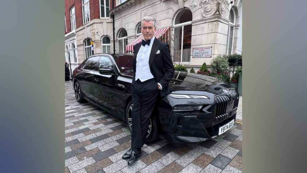George Clooney, Alejandro Fernández y Pierce Brosnan están entre los famosos canosos que han hecho del cabello plateado parte de su imagen. Facebook / piercebrosnan