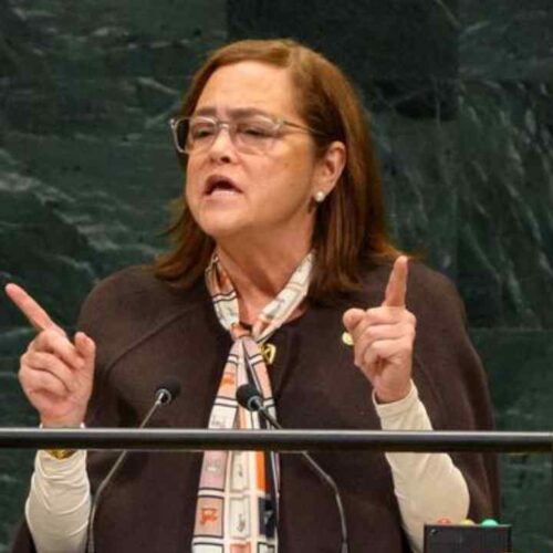 La canciller de El Salvador, Alexandra Hill Tinoco, interviene ante la ONU durante el debate general del 81.º período de sesiones de la Asamblea General. Foto: ONU/Loey Felipe.