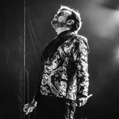 Aleks Syntek reconoció que cometió un error durante su concierto del 15 de septiembre, ofreció disculpas y explicó qué provocó su reacción. Foto: facebook / syntekoficial