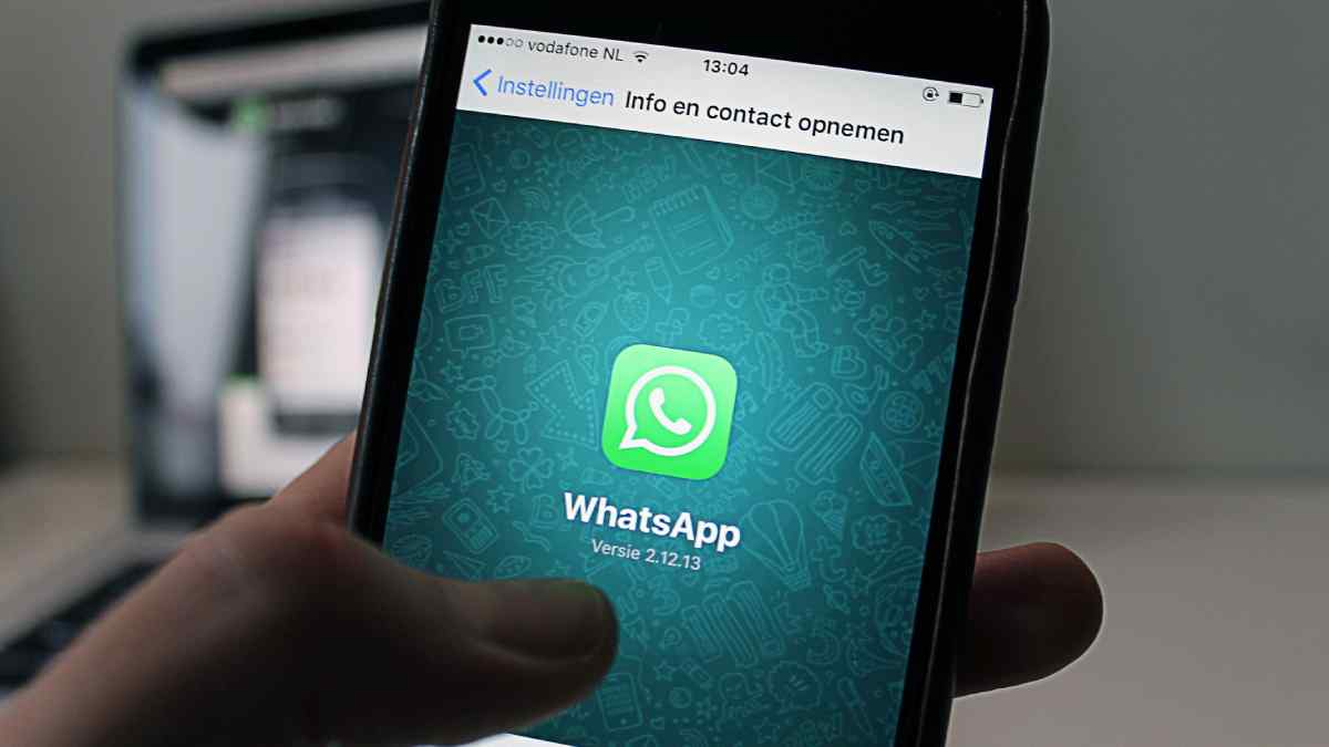 WhatsApp presentó una nueva herramienta que facilita las llamadas y videollamadas con personas que no tienen cuenta en la aplicación. Foto: Pexels.