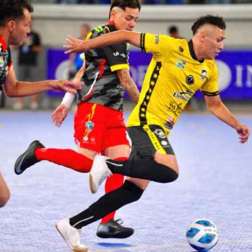 El futsal salvadoreño inicia el Clausura 2026 con 19 equipos distribuidos entre Primera y Segunda División. Foto: archivo.