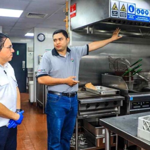 La Defensoría del Consumidor reforzó las inspecciones en comercios y servicios durante la llegada de viajeros hondureños por la Semana Morazánica. Cortesía