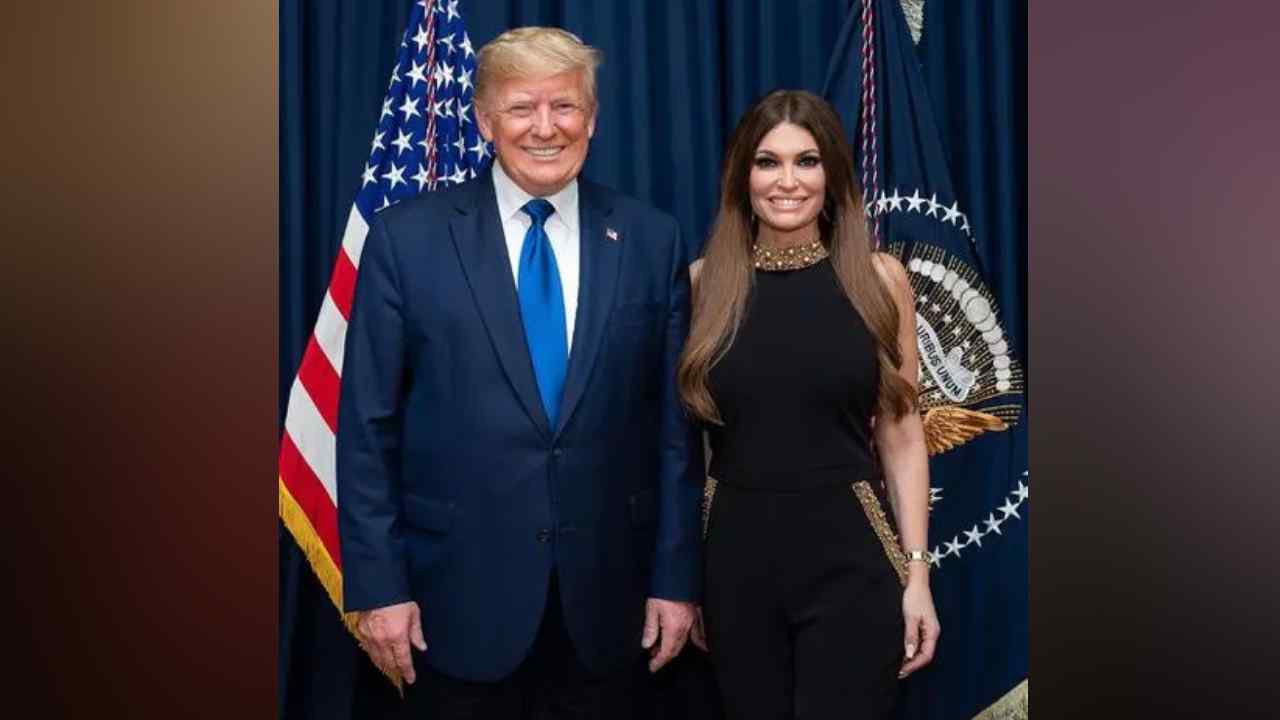 Kimberly Guilfoyle, exprometida de Donald Trump Jr., dejó su cargo como embajadora de Estados Unidos en Grecia tras una solicitud de la administración de Donald Trump, en medio de denuncias por presuntas irregularidades económicas y diplomáticas. Instagram