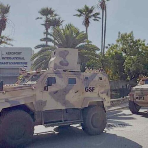 mantiene operaciones de búsqueda de cuatro militares salvadoreños desaparecidos tras una emboscada. La fuerza internacional confirmó enfrentamientos con pandilleros y cuatro agentes heridos. Foto: GSF / material oficial.
