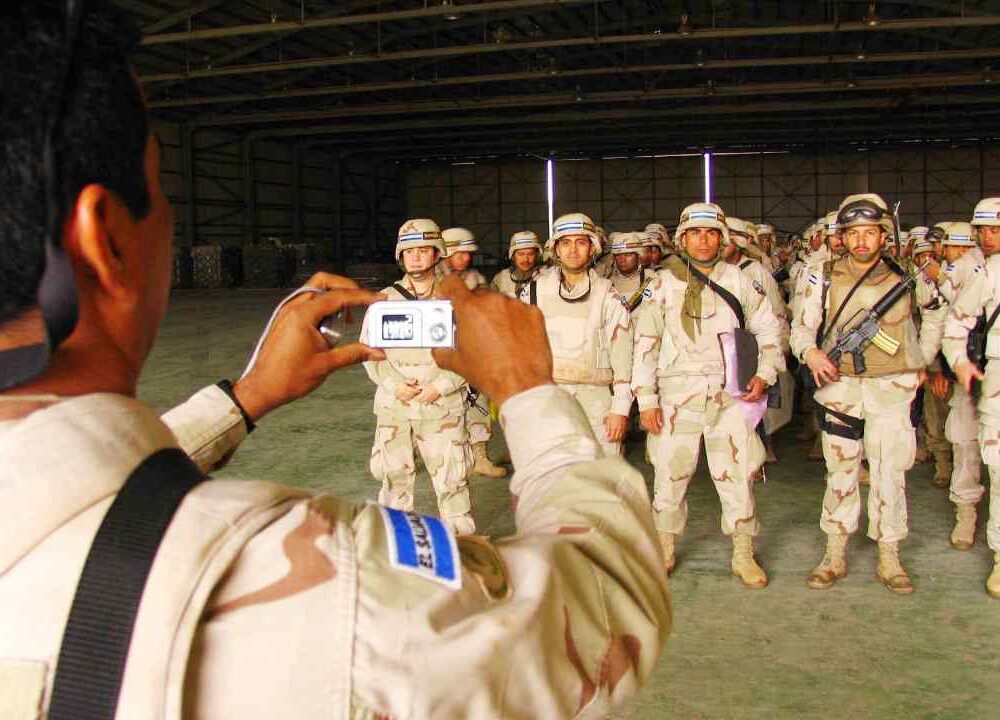 Militares salvadoreños han participado en misiones internacionales en Irak, Líbano y Haití. Los despliegues han registrado fallecidos, heridos y, recientemente, cuatro desaparecidos. Foto: Archivo / Juan José López