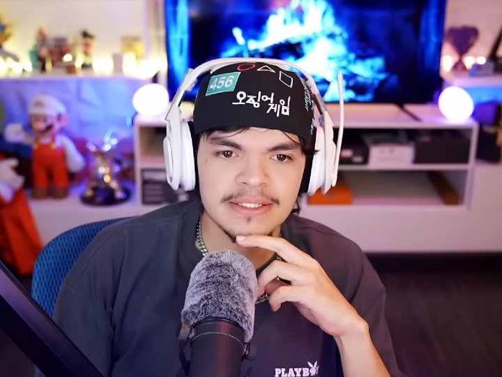Carlos Mauricio Gómez, conocido internacionalmente como Komanche, falleció a los 30 años en Monterrey, México. El streamer salvadoreño destacó por su participación en los Squid Craft Games.