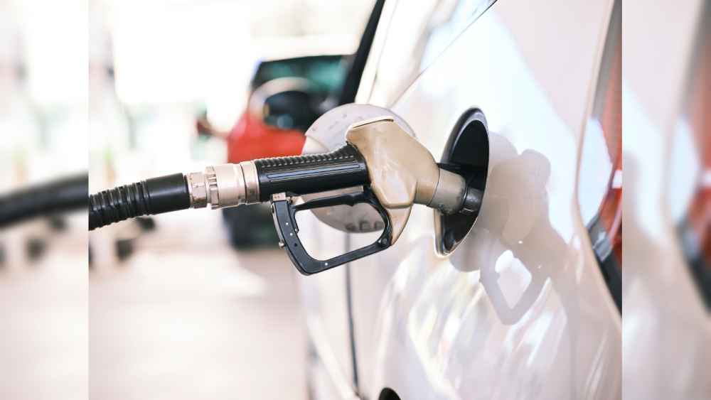 La gasolina superior, regular y el diésel tendrán precios de referencia vigentes del 13 al 26 de octubre de 2026 en El Salvador. Foto: Pexels / Engin Akyurt.