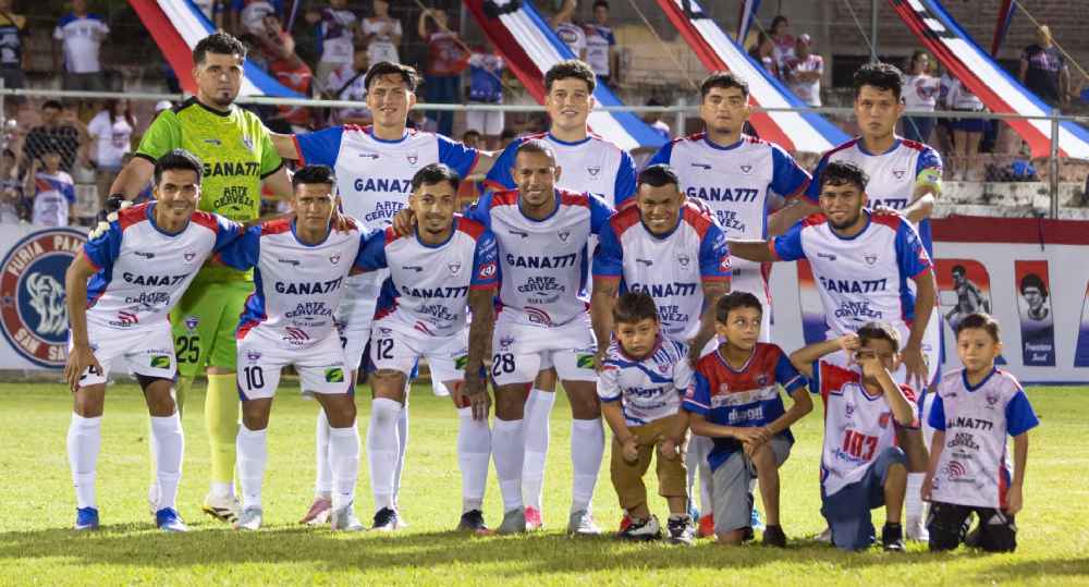 Firpo venció 2-0 a Inca Aruba en el Sergio Torres Rivera y quedó provisionalmente en la cima del Apertura 2026. Foto: @cdlafirpo_sv.